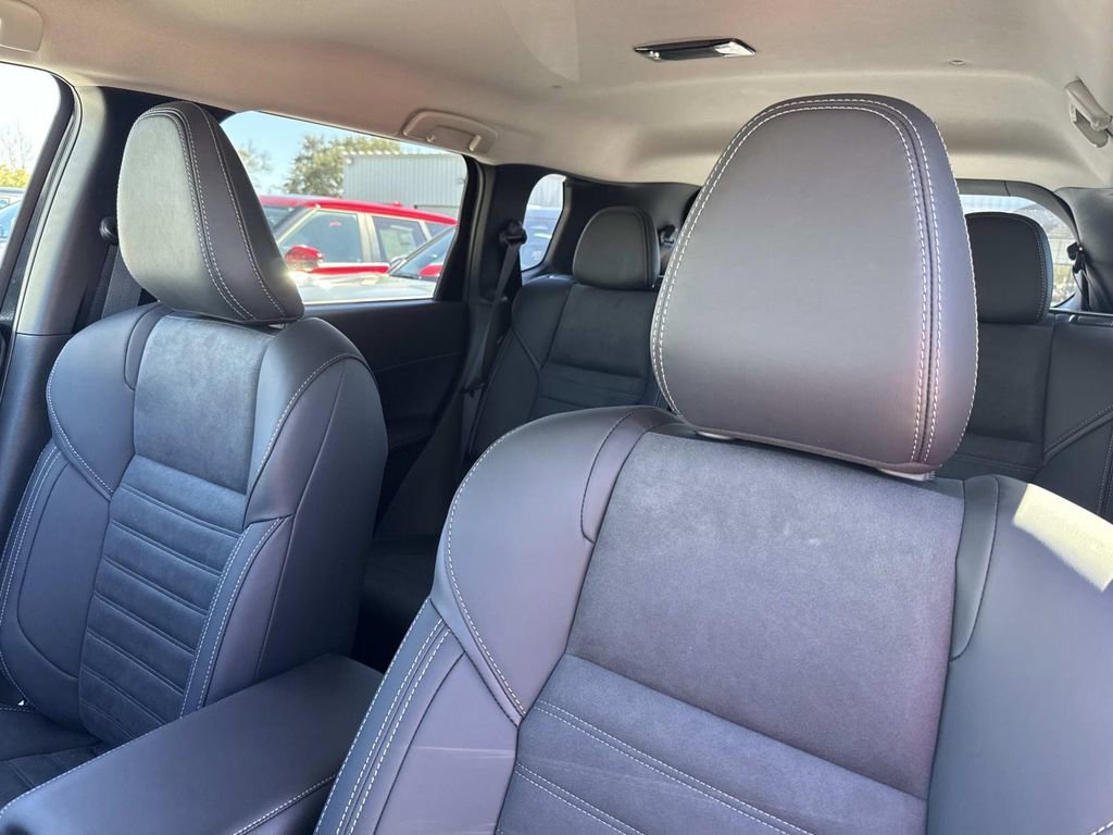 New 2026 Mitsubishi Outlander SE image 21