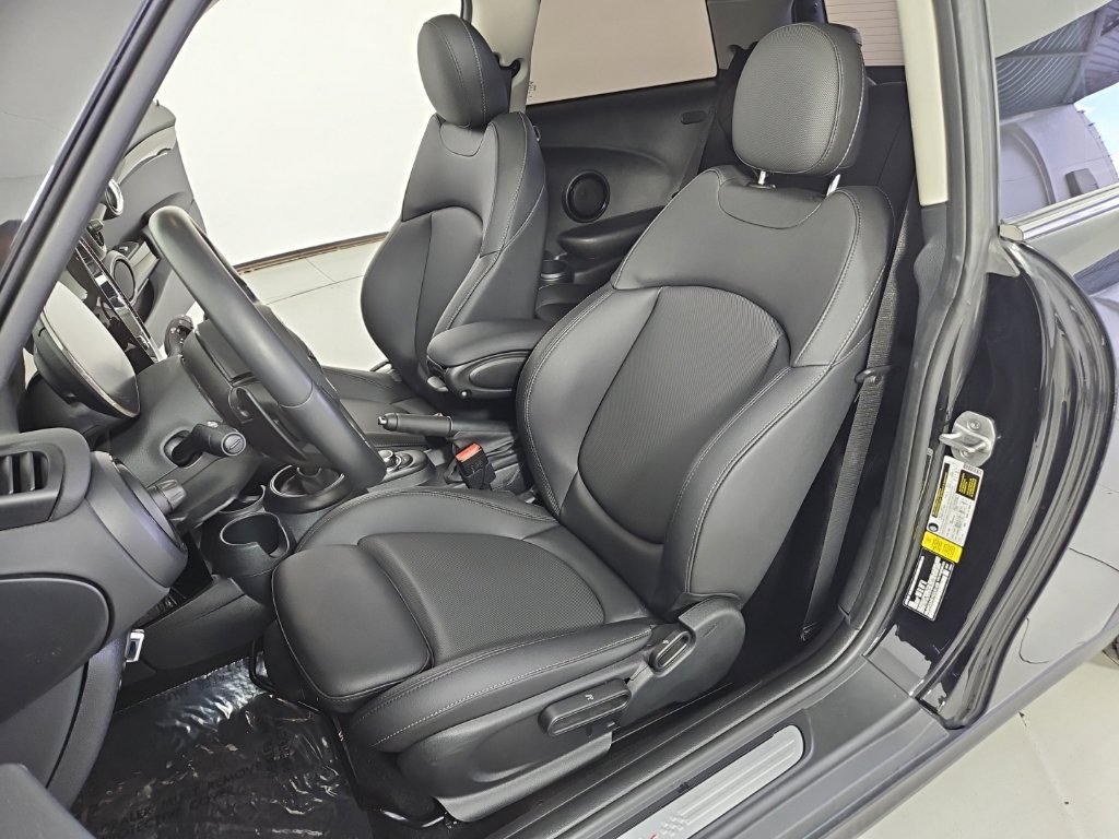Certified 2024 MINI Cooper S FWD image 22