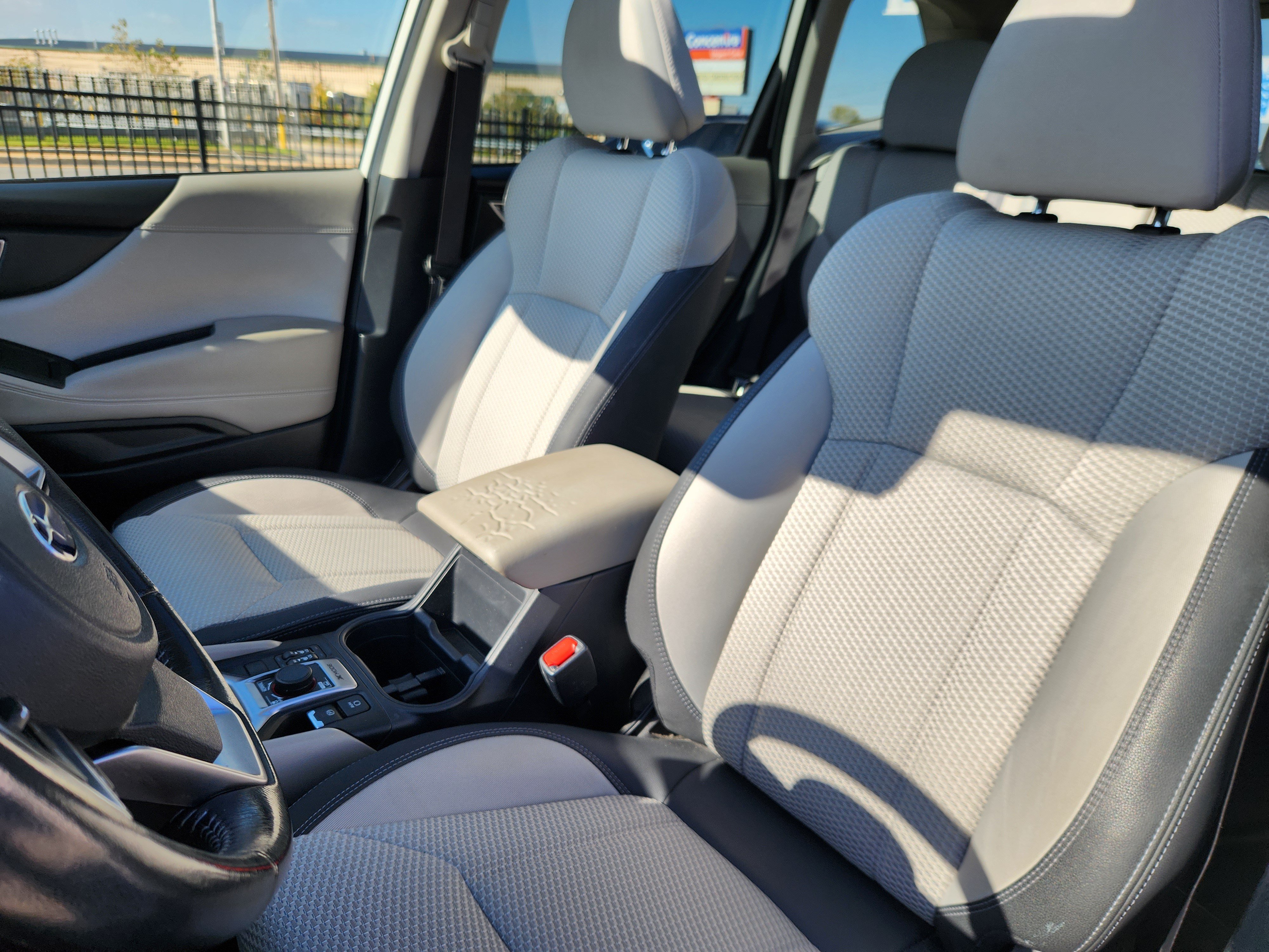 Used 2022 Subaru Forester Premium AWD/4WD image 7