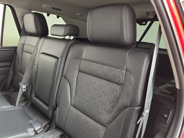 Used 2024 Toyota Sequoia Limited w/ Tow Technology Package AWD/4WD image 13