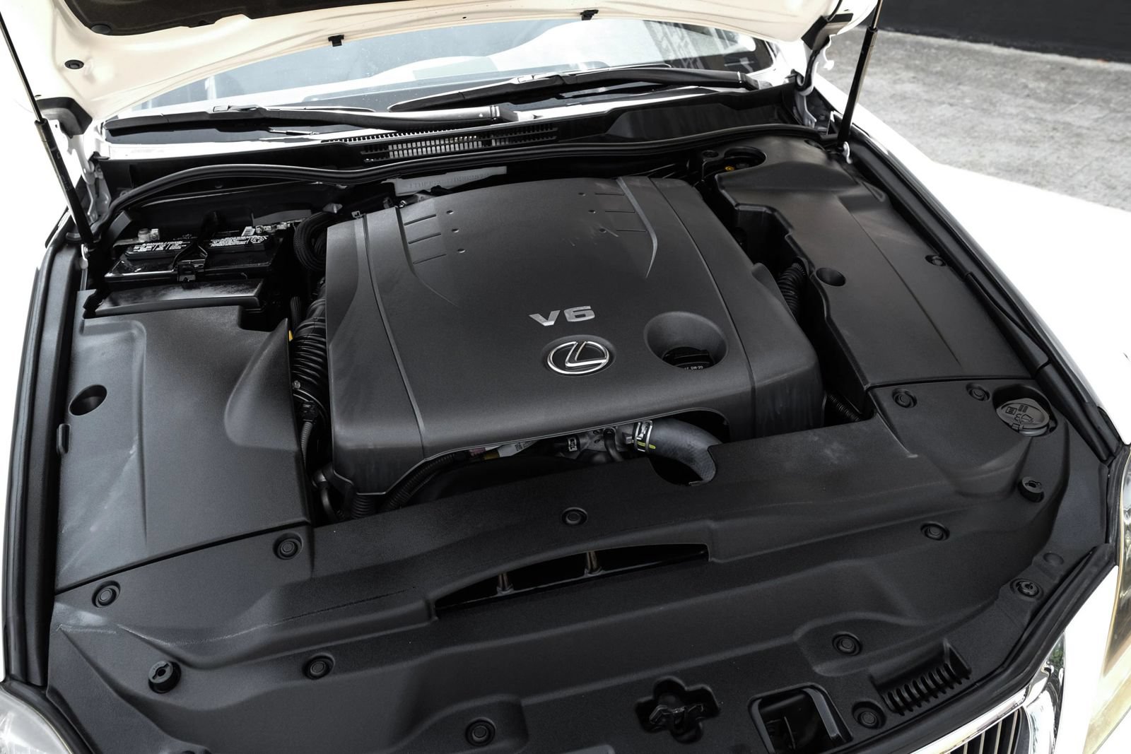 Used 2013 Lexus IS 250C RWD image 37