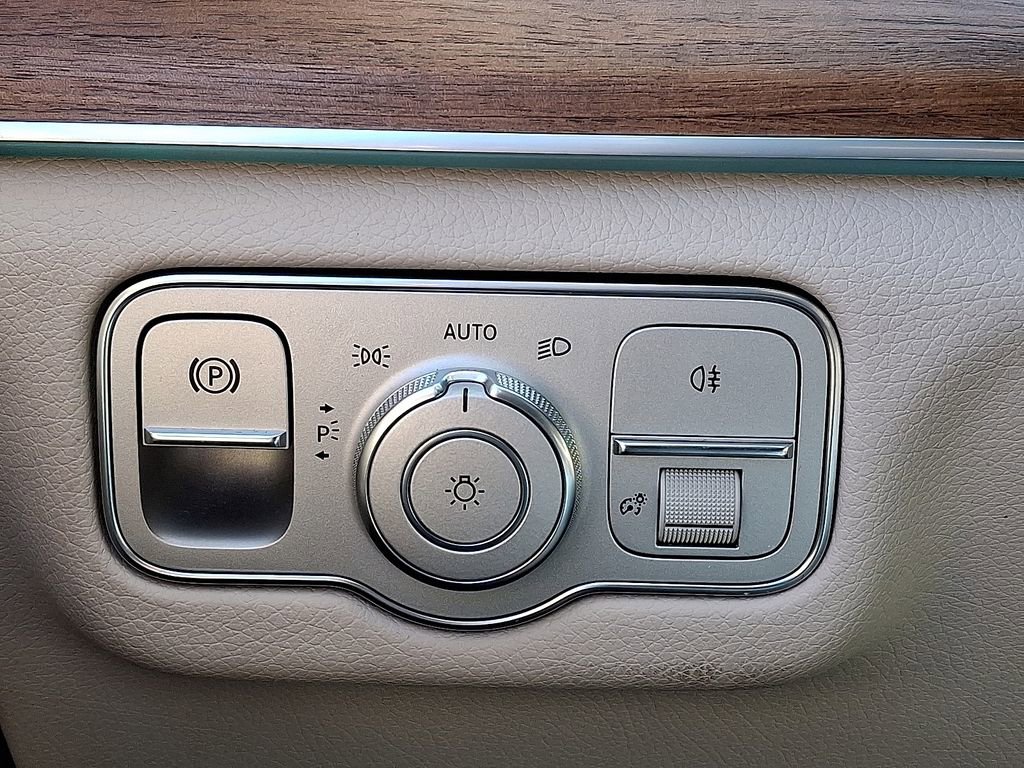 Used 2022 Mercedes-Benz GLE 350 4MATIC image 24