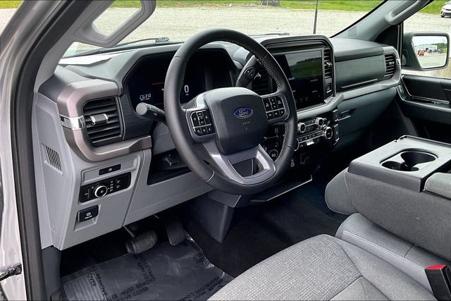 Used 2025 Ford F150 XLT w/ Equipment Group 301A Standard AWD/4WD image 12