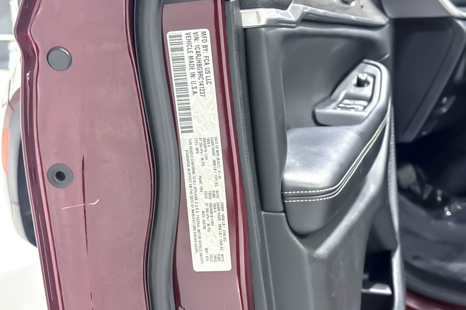 Used 2024 Jeep Grand Cherokee Limited AWD/4WD image 29