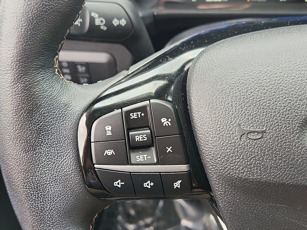 Used 2022 Ford Escape Titanium w/ Titanium Elite Package AWD/4WD image 24