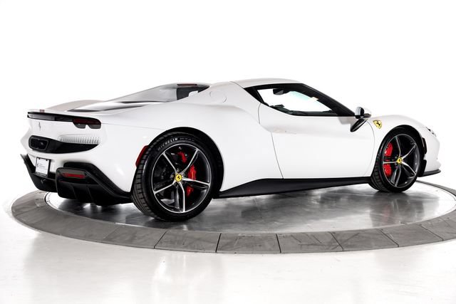 Used 2024 Ferrari 296 GTB RWD image 2