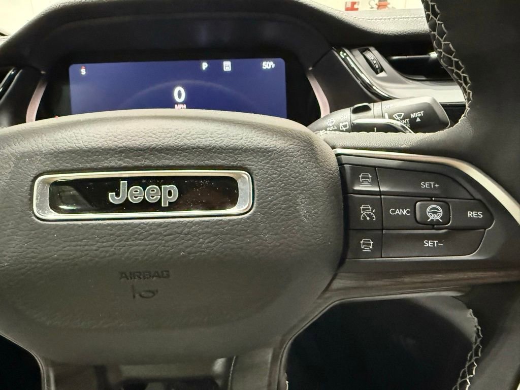 New 2026 Jeep Grand Cherokee Limited w/ Limited Altitude Package image 10