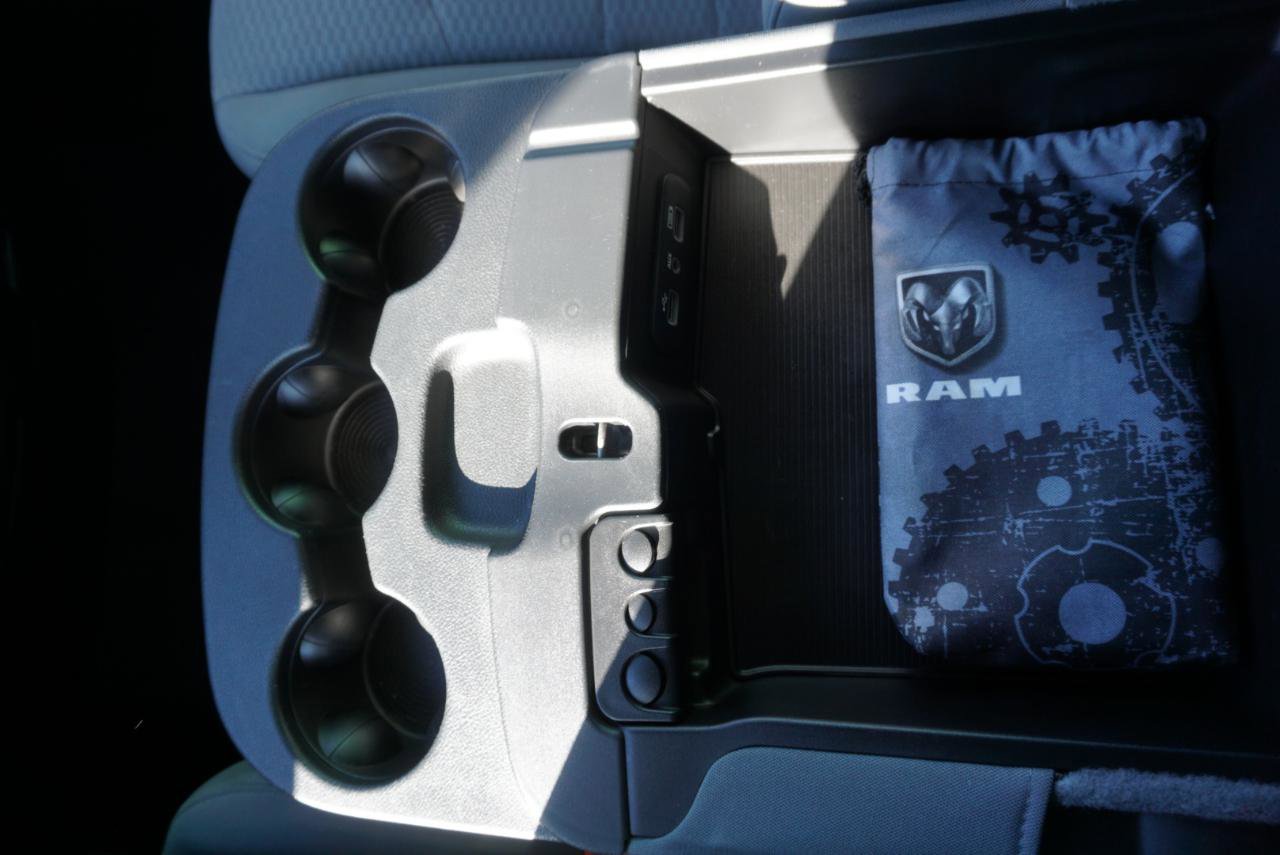 Used 2019 RAM 1500 Express AWD/4WD image 23