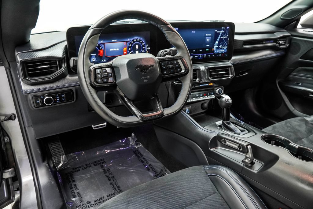 Used 2025 Ford Mustang Dark Horse RWD image 18