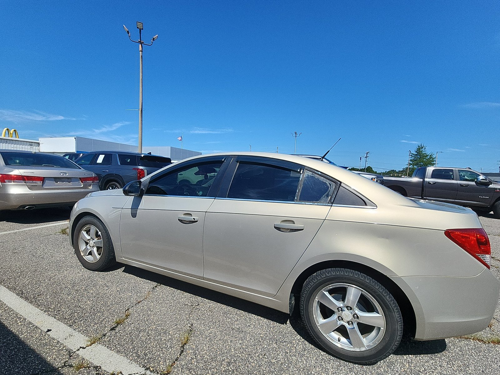 Used 2012 Chevrolet Cruze LT w/ All-Star Edition FWD image 2