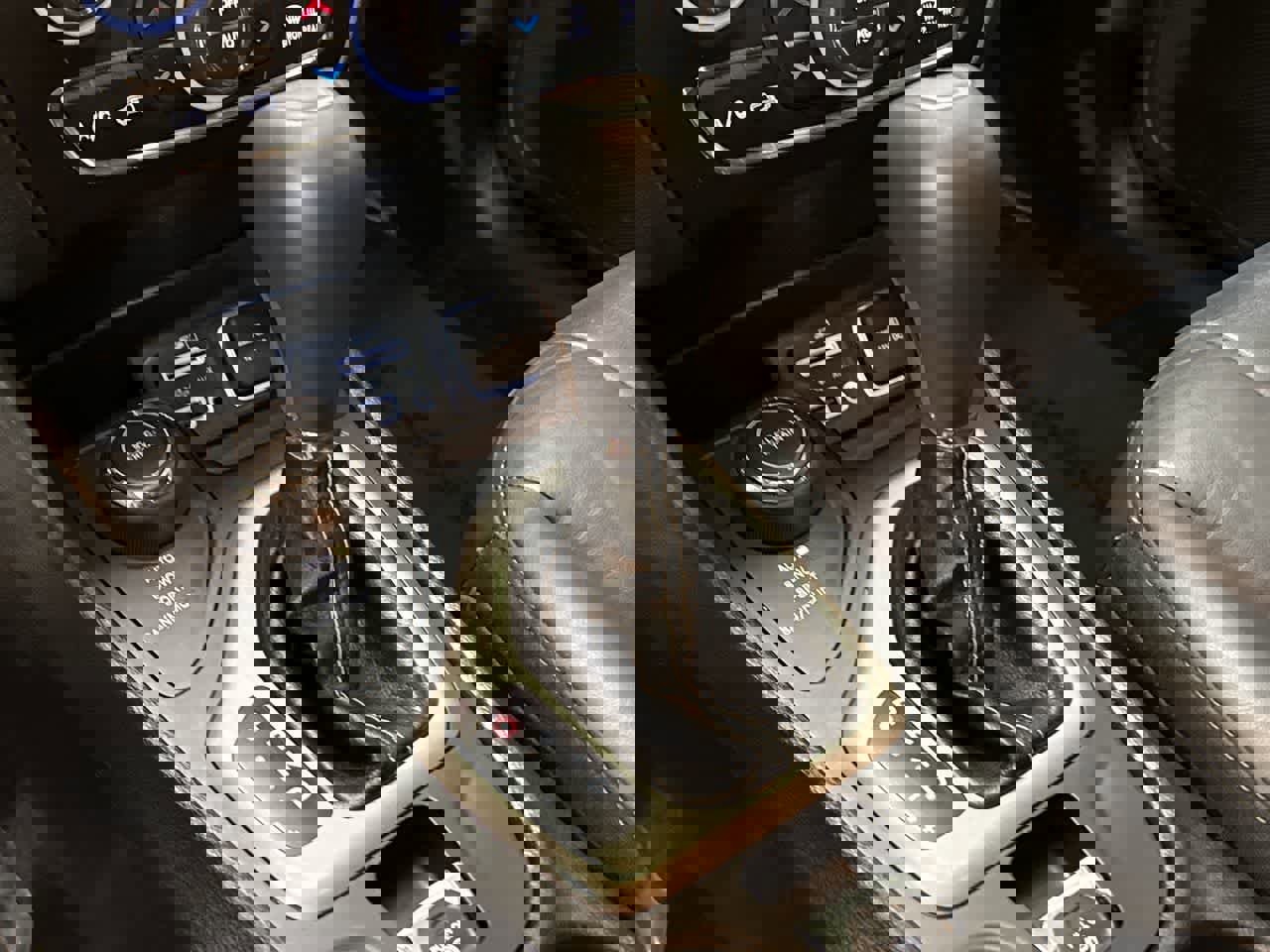 Used 2018 Jeep Cherokee Limited image 20