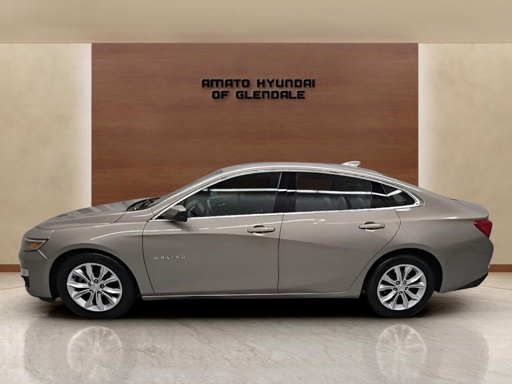 Used 2024 Chevrolet Malibu LT image 3