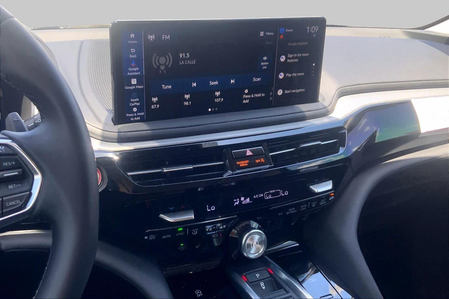 Used 2026 Acura MDX w/ Technology Package FWD image 7