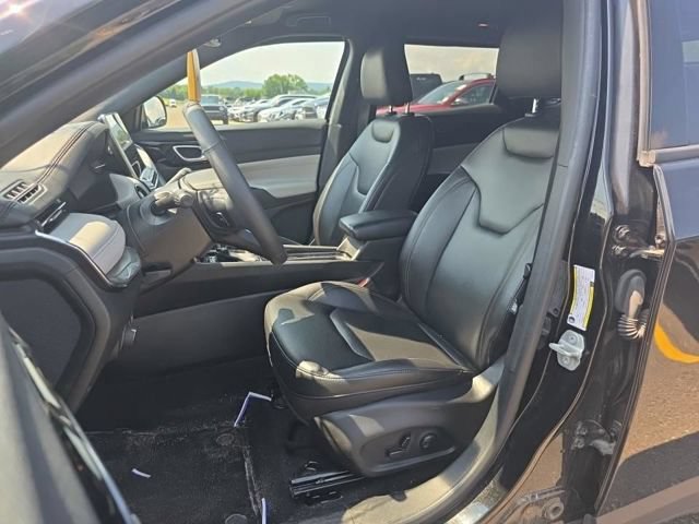 Used 2024 Jeep Compass Limited AWD/4WD image 7