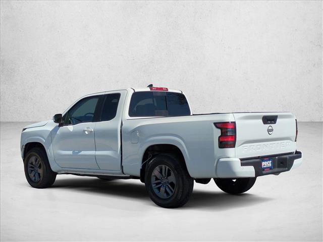 Used 2025 Nissan Frontier SV RWD image 8