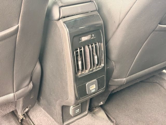 Used 2024 Jeep Compass Latitude AWD/4WD image 13