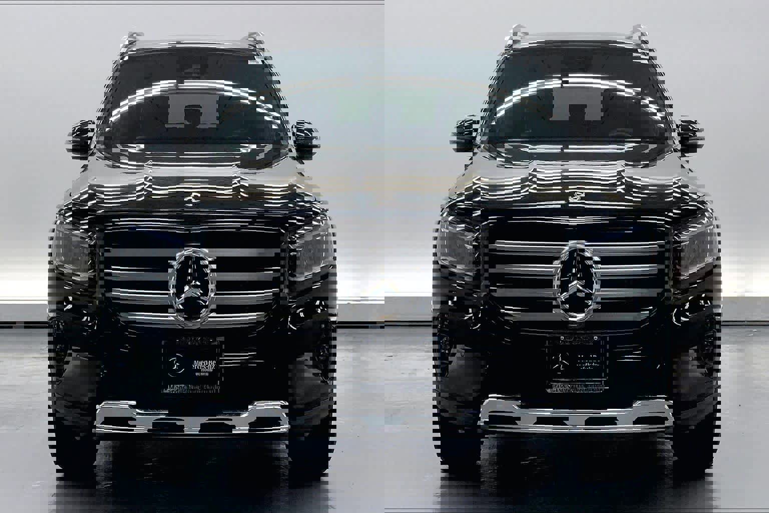 Used 2025 Mercedes-Benz GLB 250 image 8