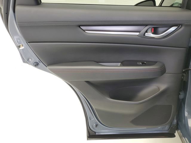 Used 2021 MAZDA CX-5 Carbon Edition image 16