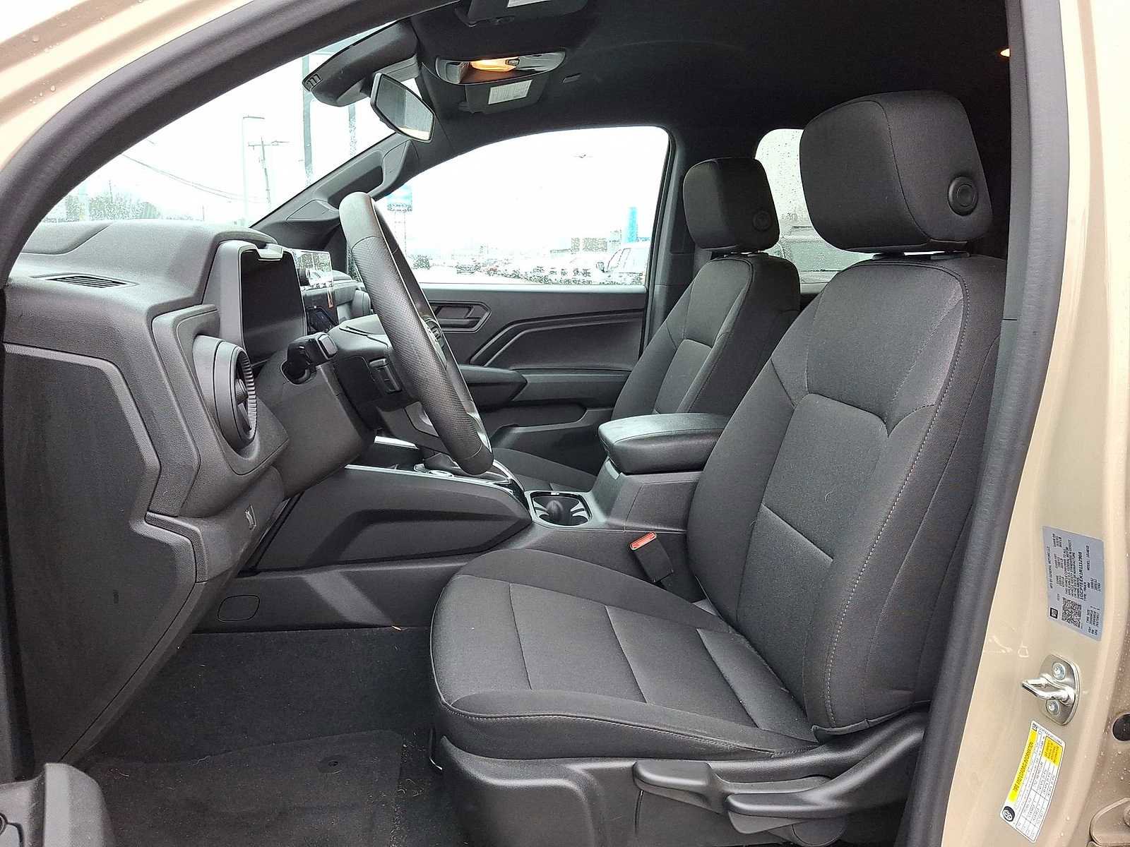 Used 2024 Chevrolet Colorado Trail Boss image 24