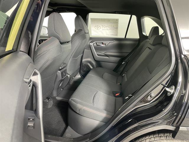 New 2025 Toyota RAV4 SE image 10