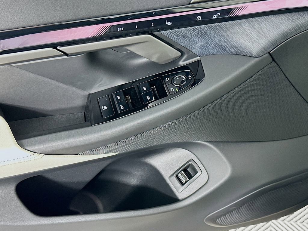 New 2026 BMW i5 eDrive40 w/ M Sport Package image 20