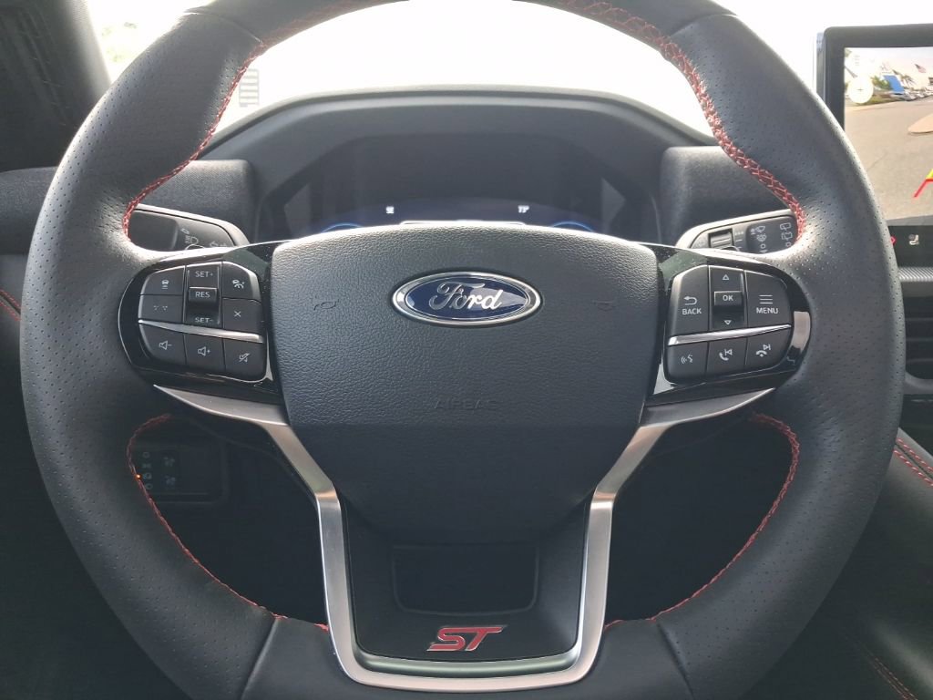 Used 2025 Ford Explorer ST w/ Sun And Sound Package image 34