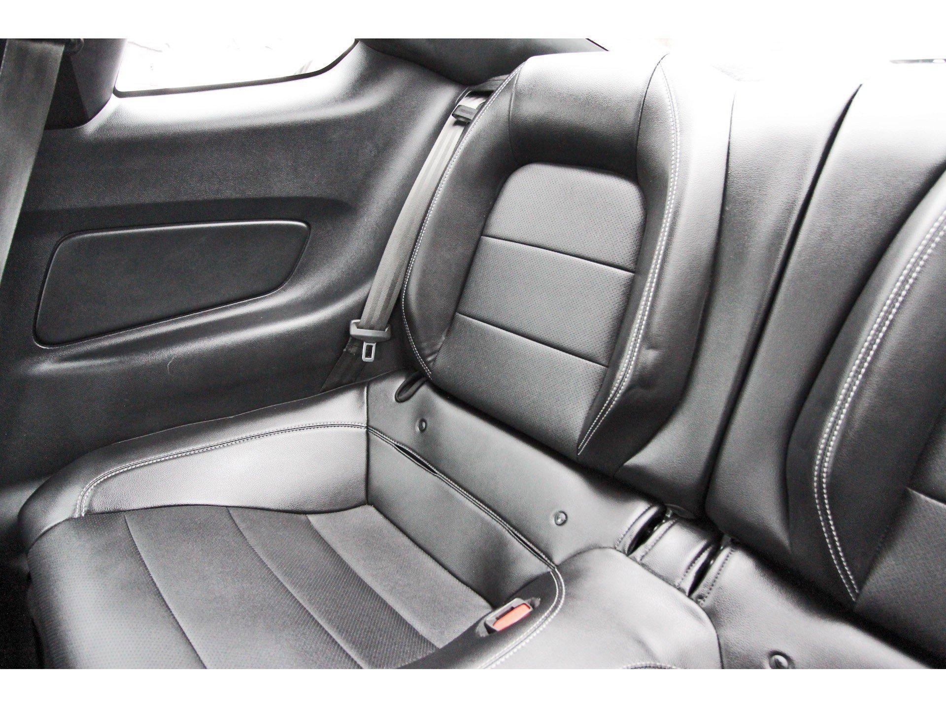 Used 2021 Ford Mustang Premium image 14