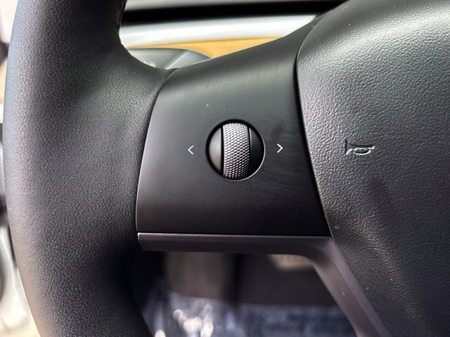 Used 2021 Tesla Model 3 Standard Range Plus RWD image 13