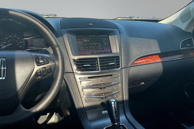 Used 2015 Lincoln MKT AWD w/ Equipment Group 201A image 9