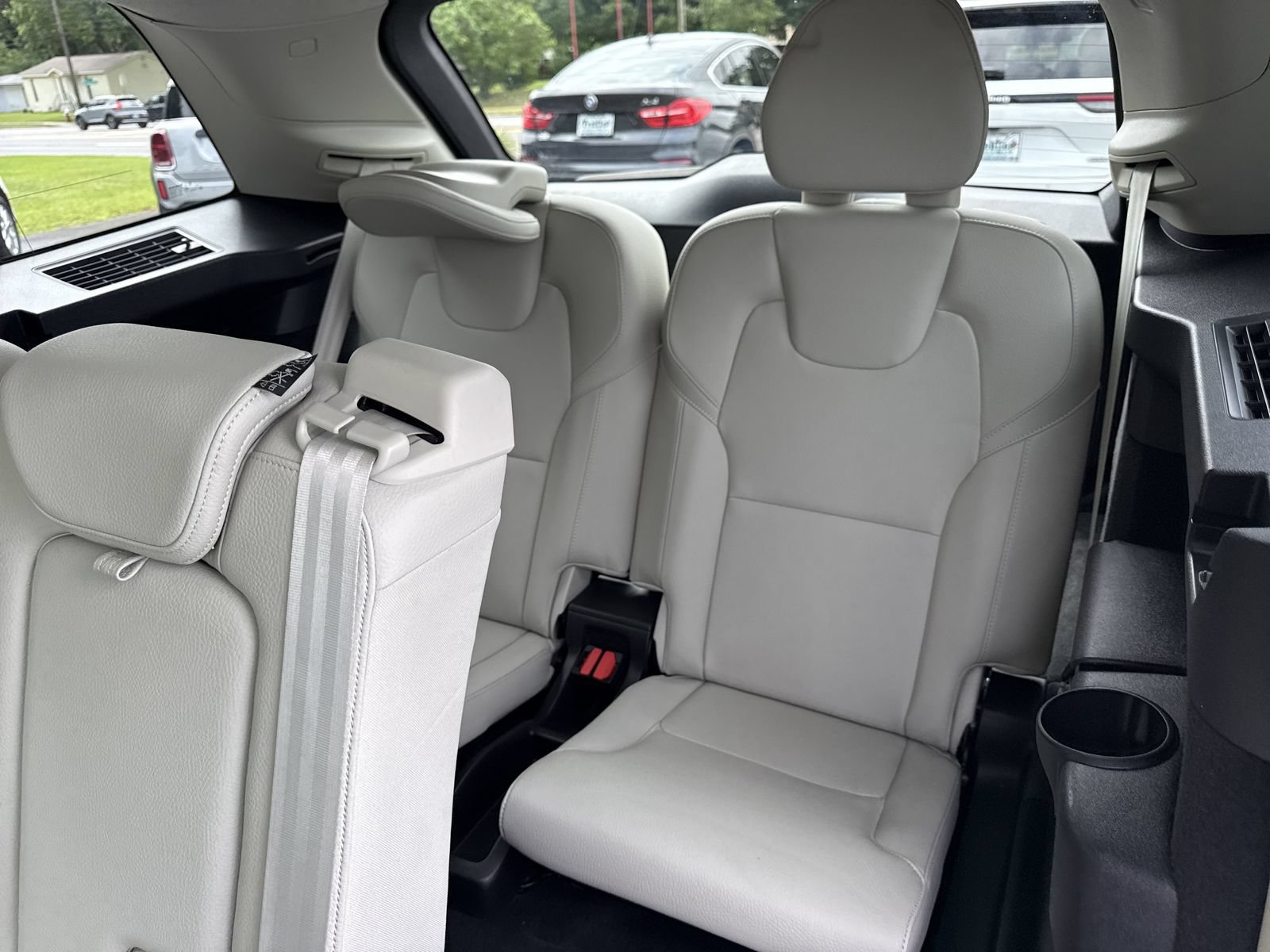Used 2023 Volvo XC90 B6 Plus AWD/4WD image 12