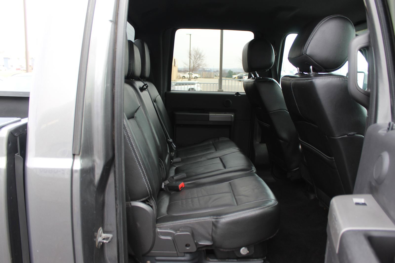 Used 2013 Ford F350 Lariat w/ Lariat Interior Pkg image 16