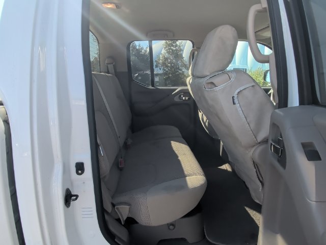 Used 2012 Nissan Frontier SV AWD/4WD image 27