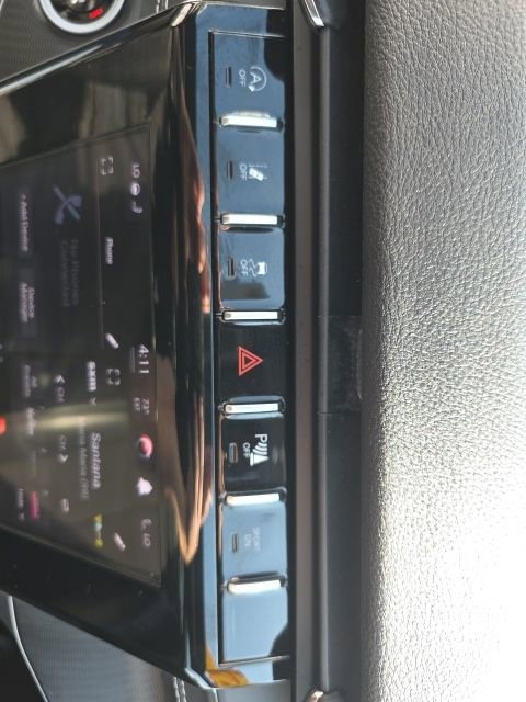 Certified 2024 Jeep Grand Cherokee L Laredo image 16