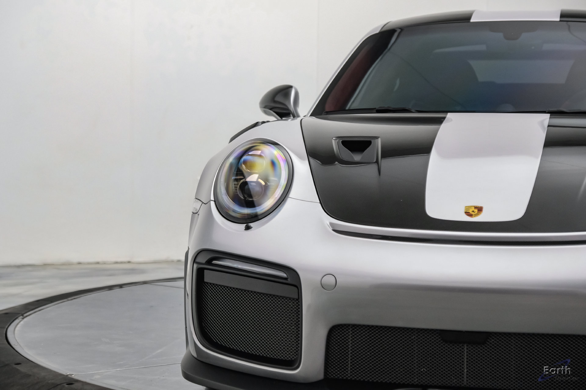 Used 2018 Porsche 911 GT2 RS RWD image 37