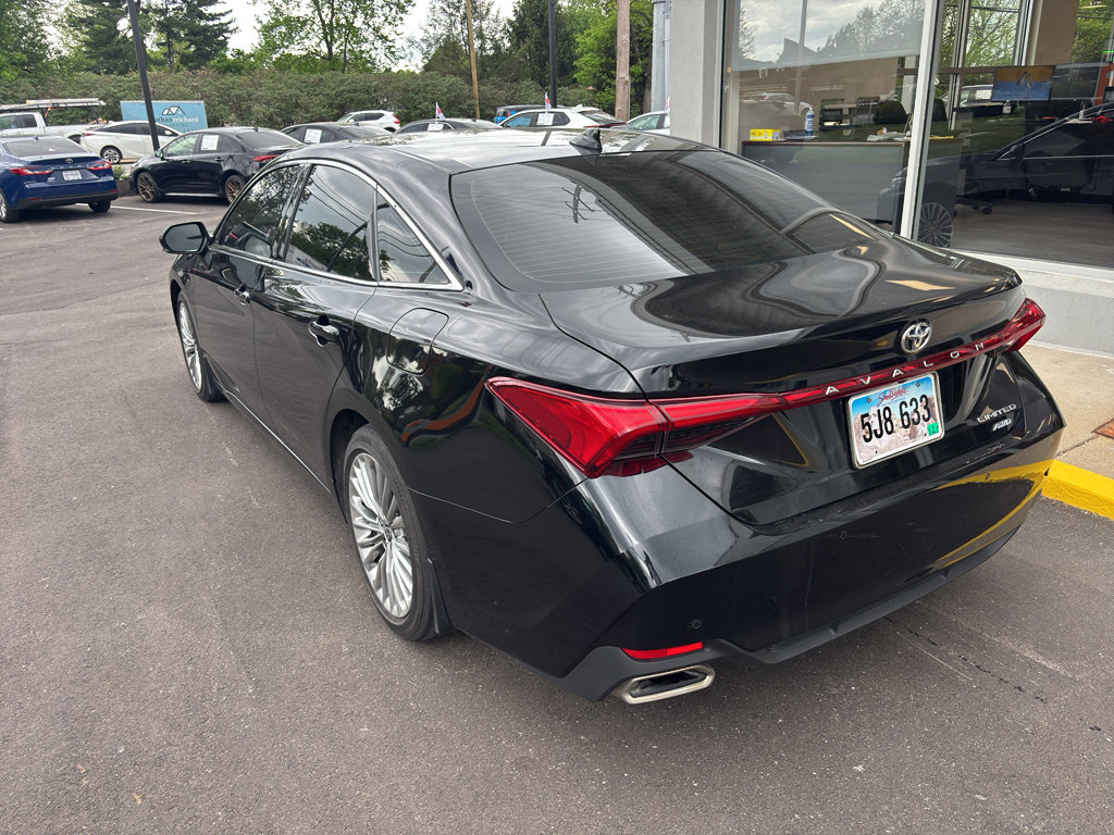 Used 2021 Toyota Avalon Limited w/ Advanced Safety Package AWD/4WD image 4