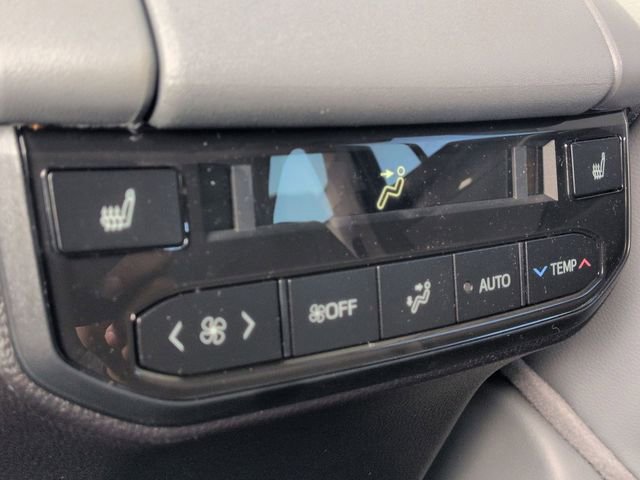 Certified 2026 Toyota Highlander Platinum AWD/4WD image 28
