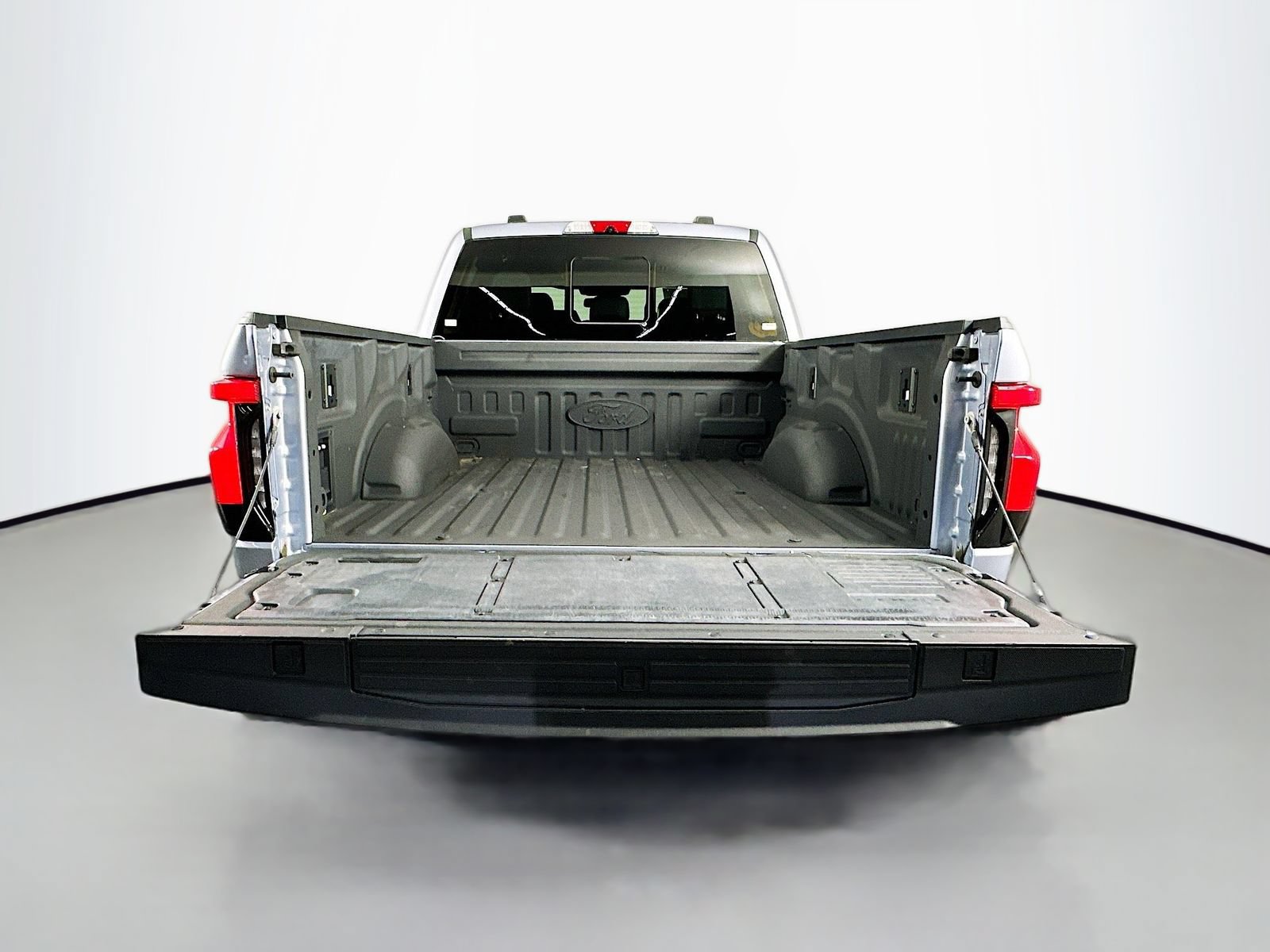 Used 2022 Ford F150 Lightning Lariat AWD/4WD image 27