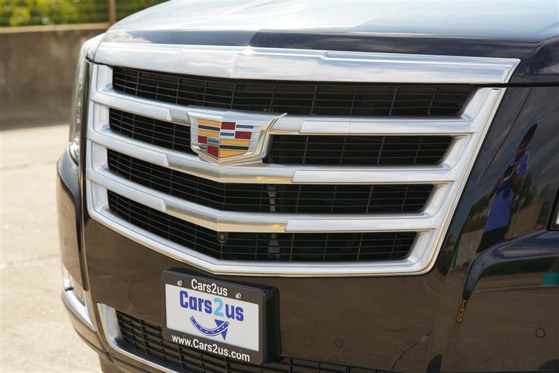 Used 2017 Cadillac Escalade Luxury AWD/4WD image 29
