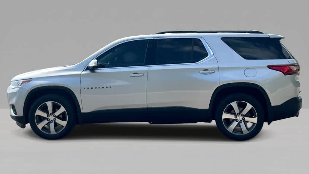 Used 2019 Chevrolet Traverse LT w/ LT Premium Package AWD/4WD image 5