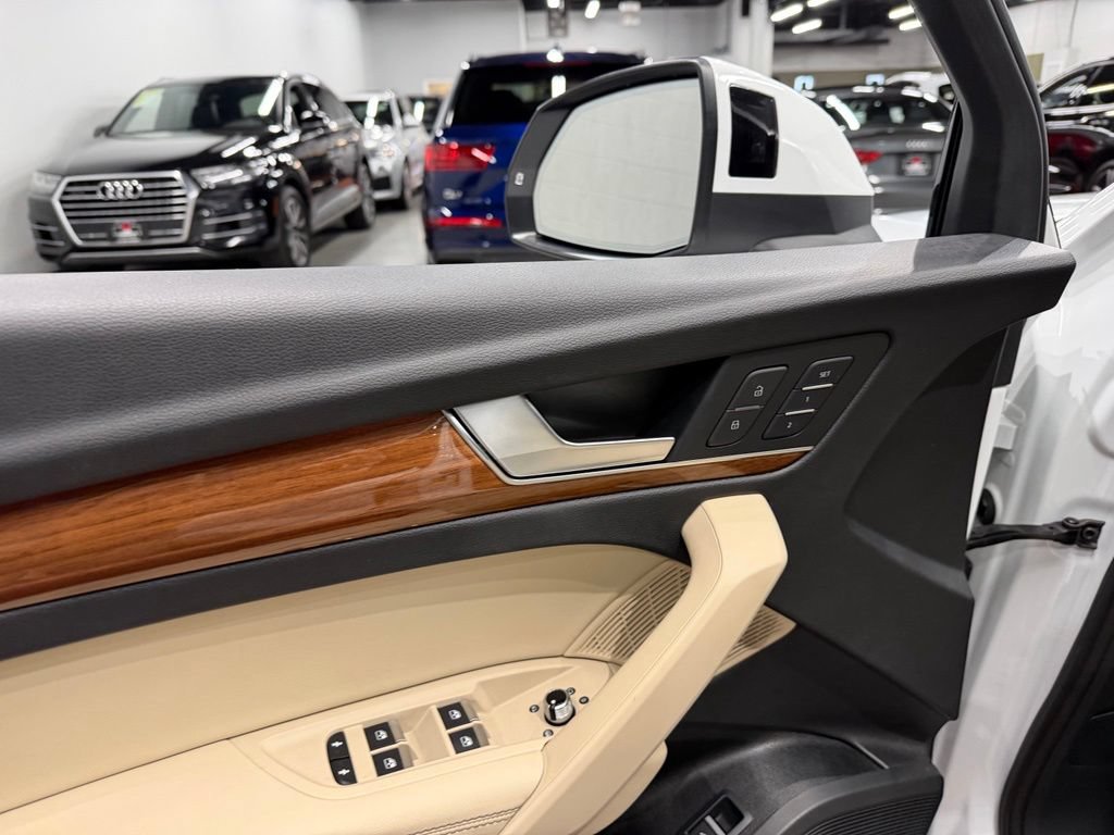 Used 2021 Audi Q5 Prestige w/ Prestige Package AWD/4WD image 21
