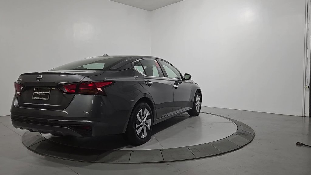 Certified 2025 Nissan Altima 2.5 S FWD image 6
