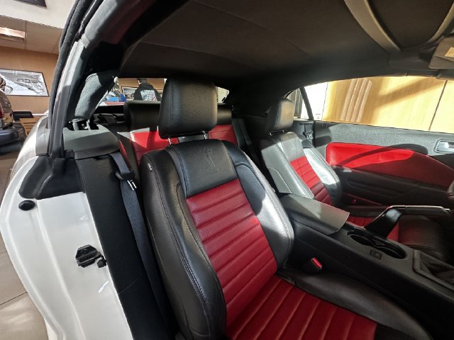 Used 2008 Ford Mustang Shelby GT500 RWD image 27
