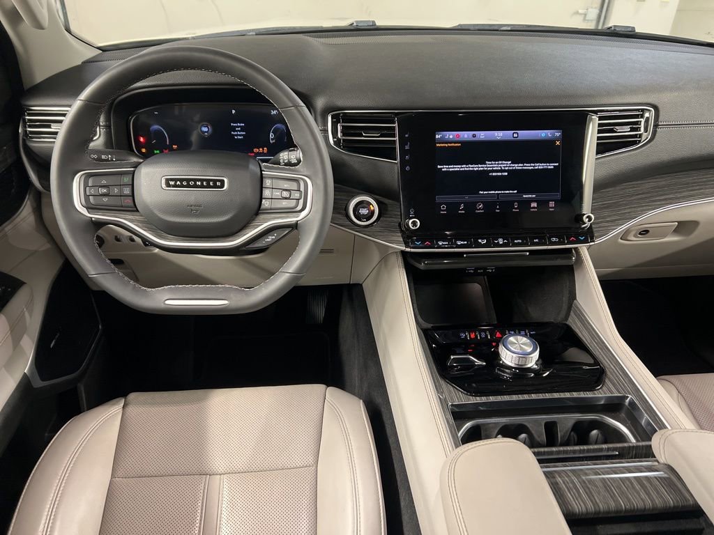 Used 2022 Jeep Wagoneer Series II w/ Flexible Seating Group image 8