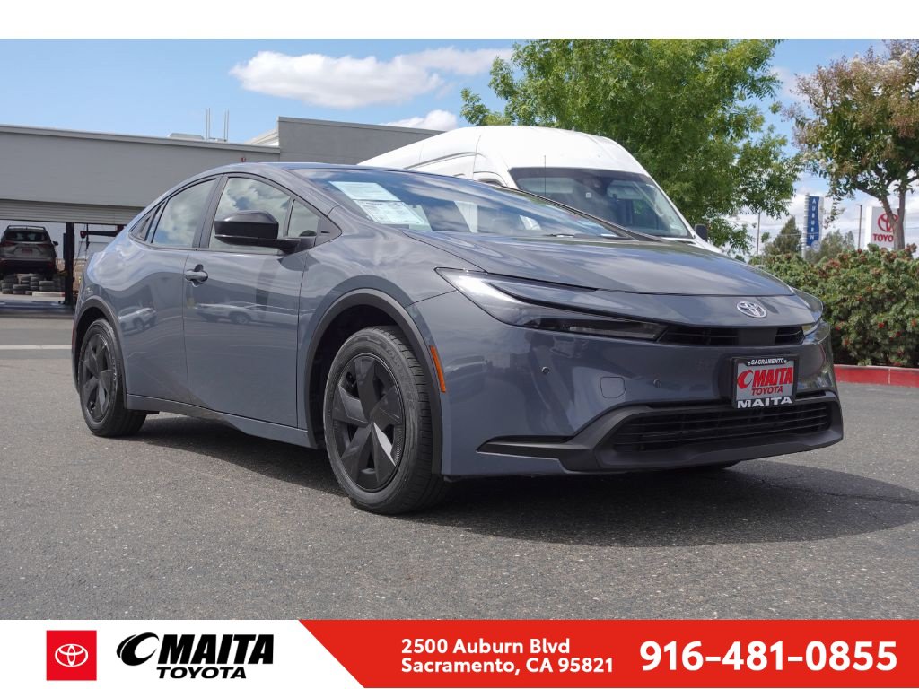 Used 2025 Toyota Prius LE