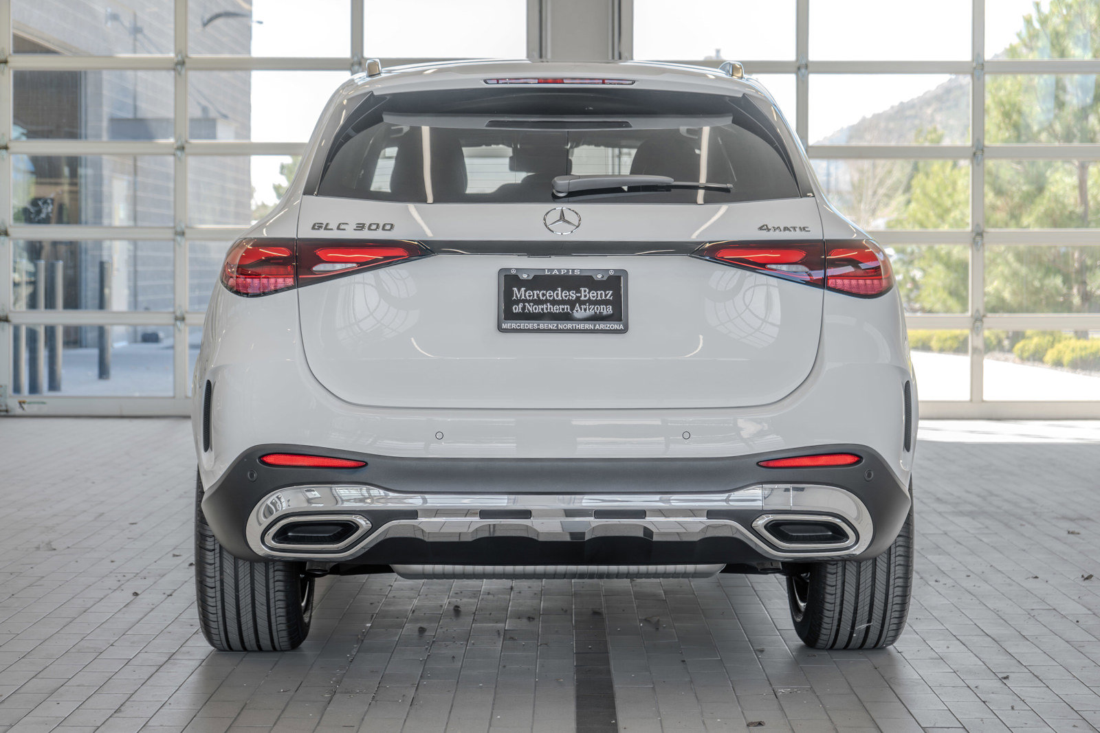 New 2025 Mercedes-Benz GLC 300 4MATIC image 14