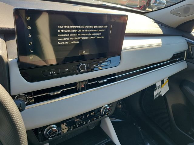 New 2026 Mitsubishi Outlander SE image 29