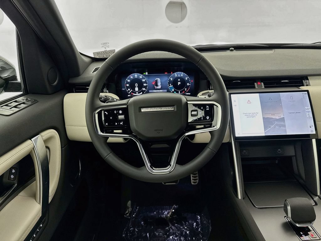 New 2026 Land Rover Discovery Sport Landmark AWD/4WD image 23