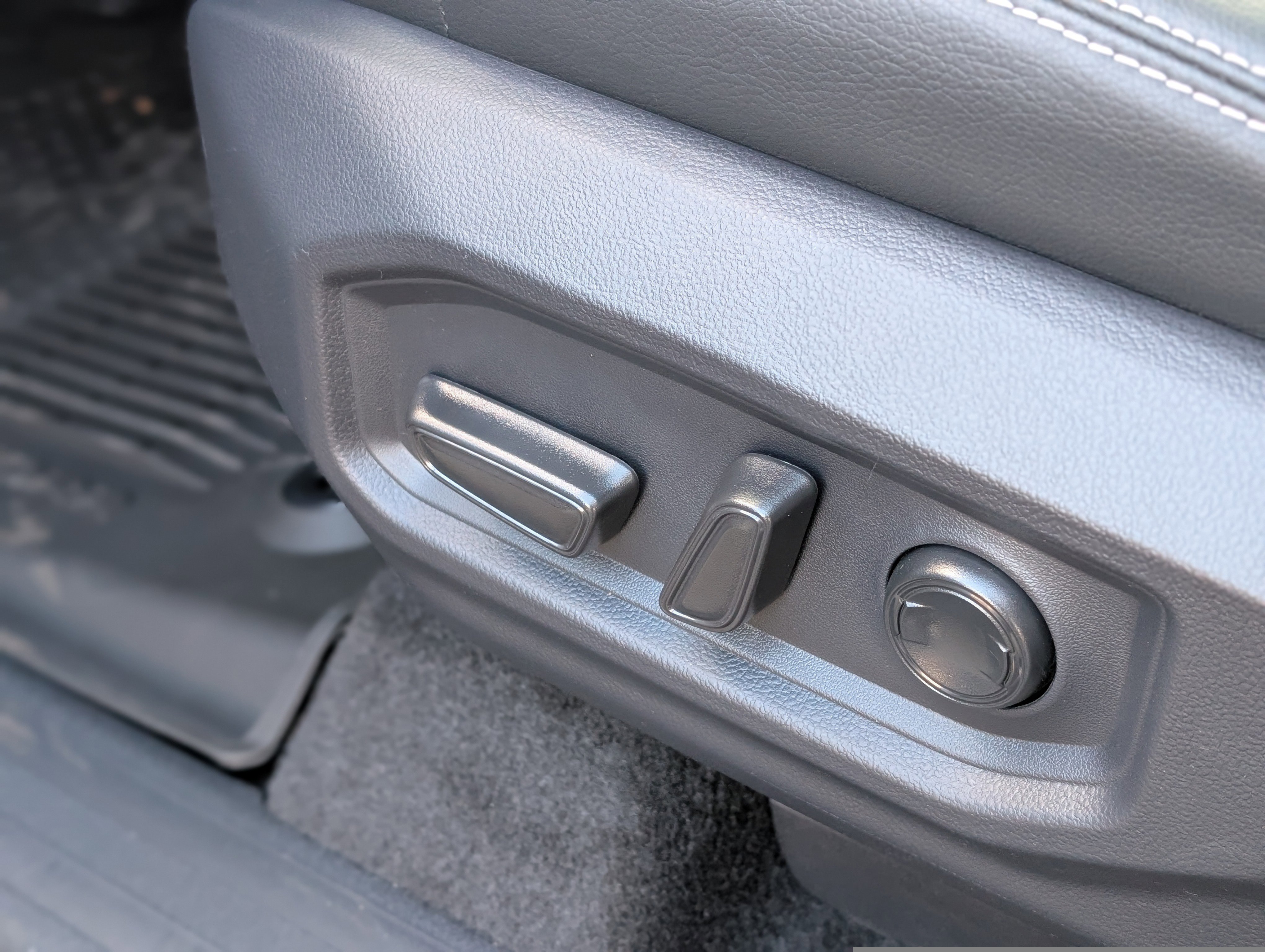 New 2026 Toyota Tundra Limited image 27