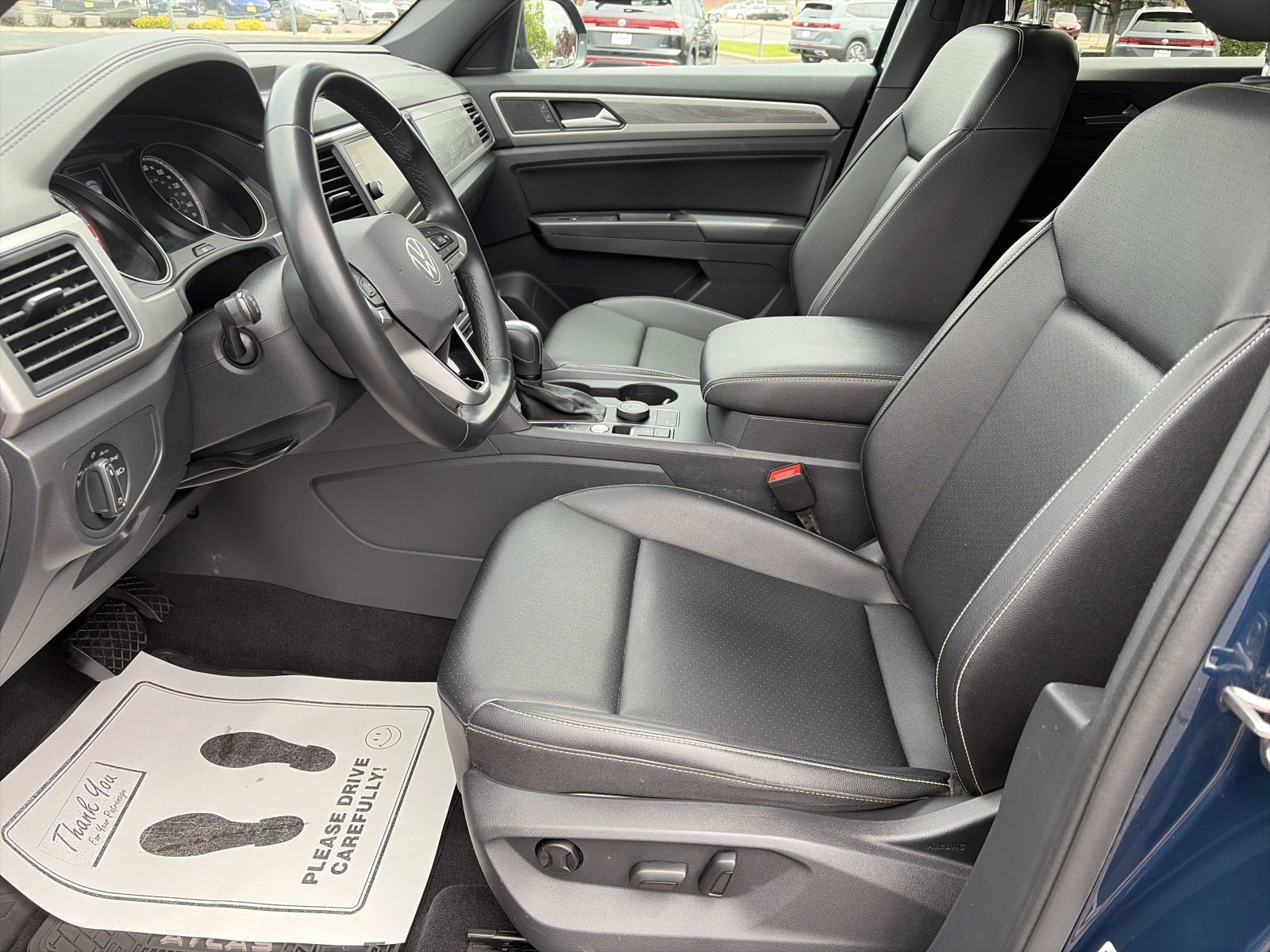 Used 2020 Volkswagen Atlas Cross Sport SE AWD/4WD image 12