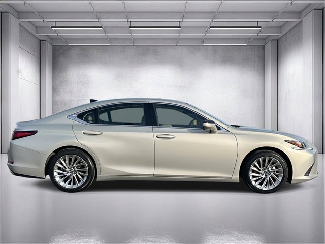 Used 2021 Lexus ES 350 Ultra Luxury w/ Accessory Package 2 image 2